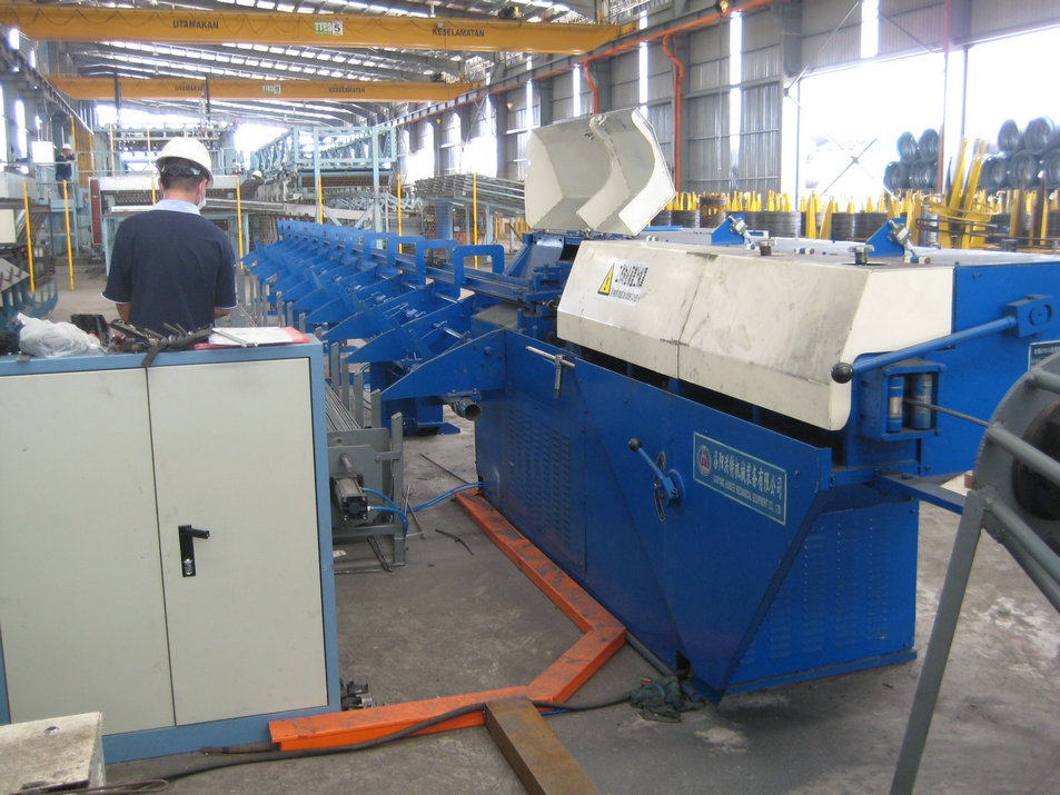 高速調(diào)直機